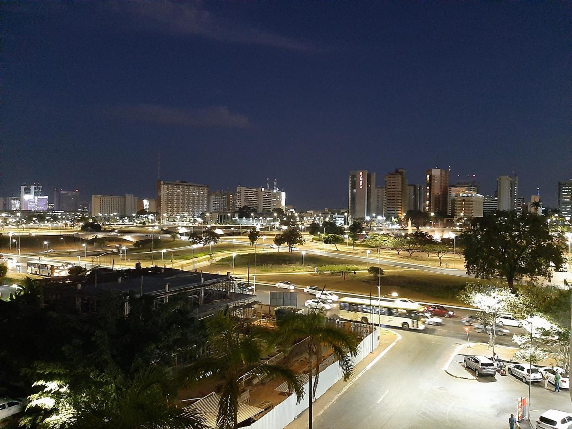 Flat Brasilia 50M2 Com Varanda Exterior foto