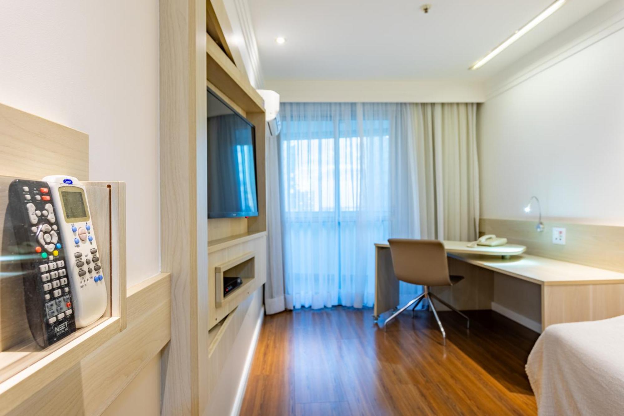 Flat Brasilia 50M2 Com Varanda Exterior foto