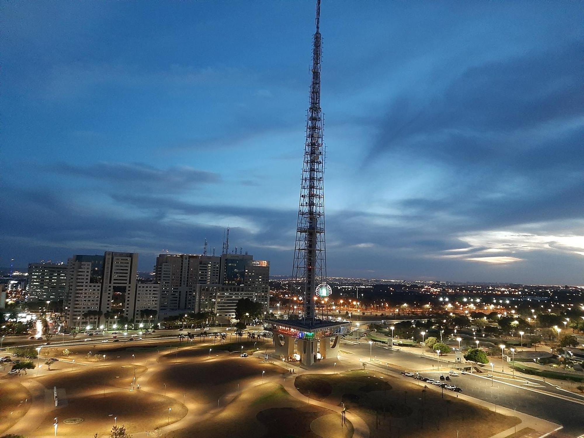 Flat Brasilia 50M2 Com Varanda Exterior foto